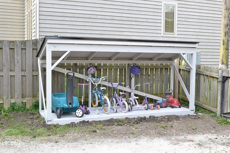 children's outdoor toy storage