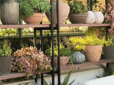 15 DIY Outdoor Plant Stands That You Will Love