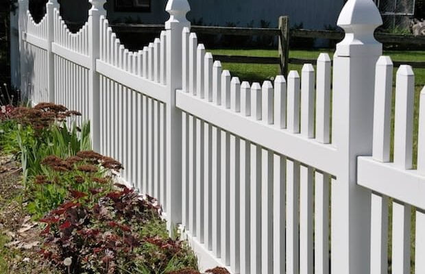 What is the Cheapest Kind of Fence to Put Up?