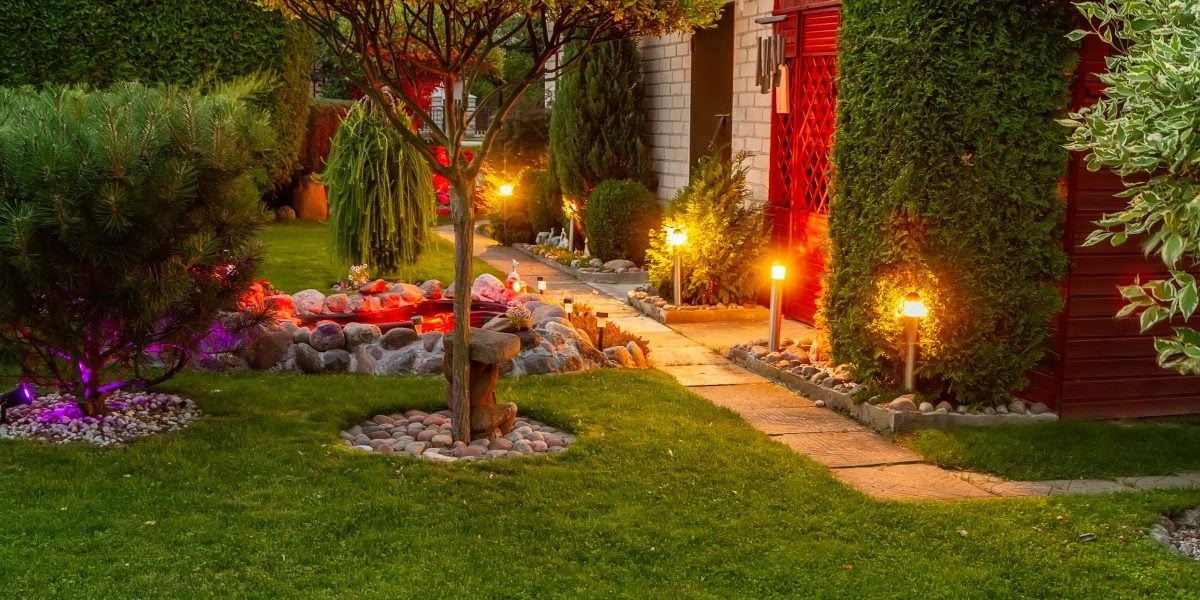 16 Outdoor Solar Light Ideas To Illuminate Your Landscape Organize