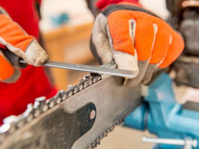 How to Sharpen A Chainsaw?