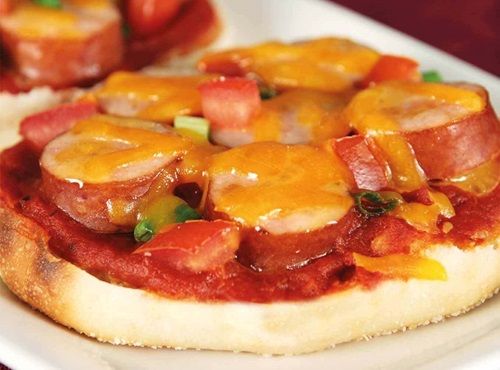 Smoked Sausage Muffin Pizzas with Cheddarwurst