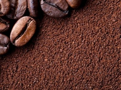 Uses and Importance of Coffee Grounds for Plants in Gardening