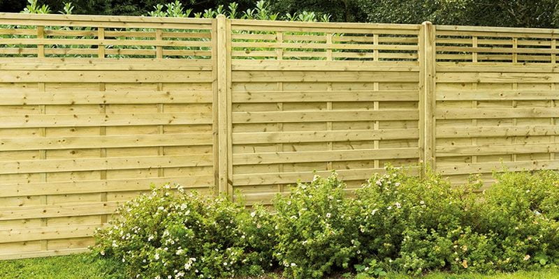 What is the Easiest Fence to Install?