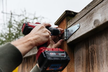 . Installing Upper Bracket
