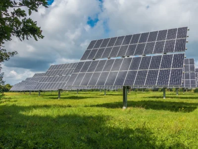 Free Energy and Beyond: The Major Pros of Solar Generators