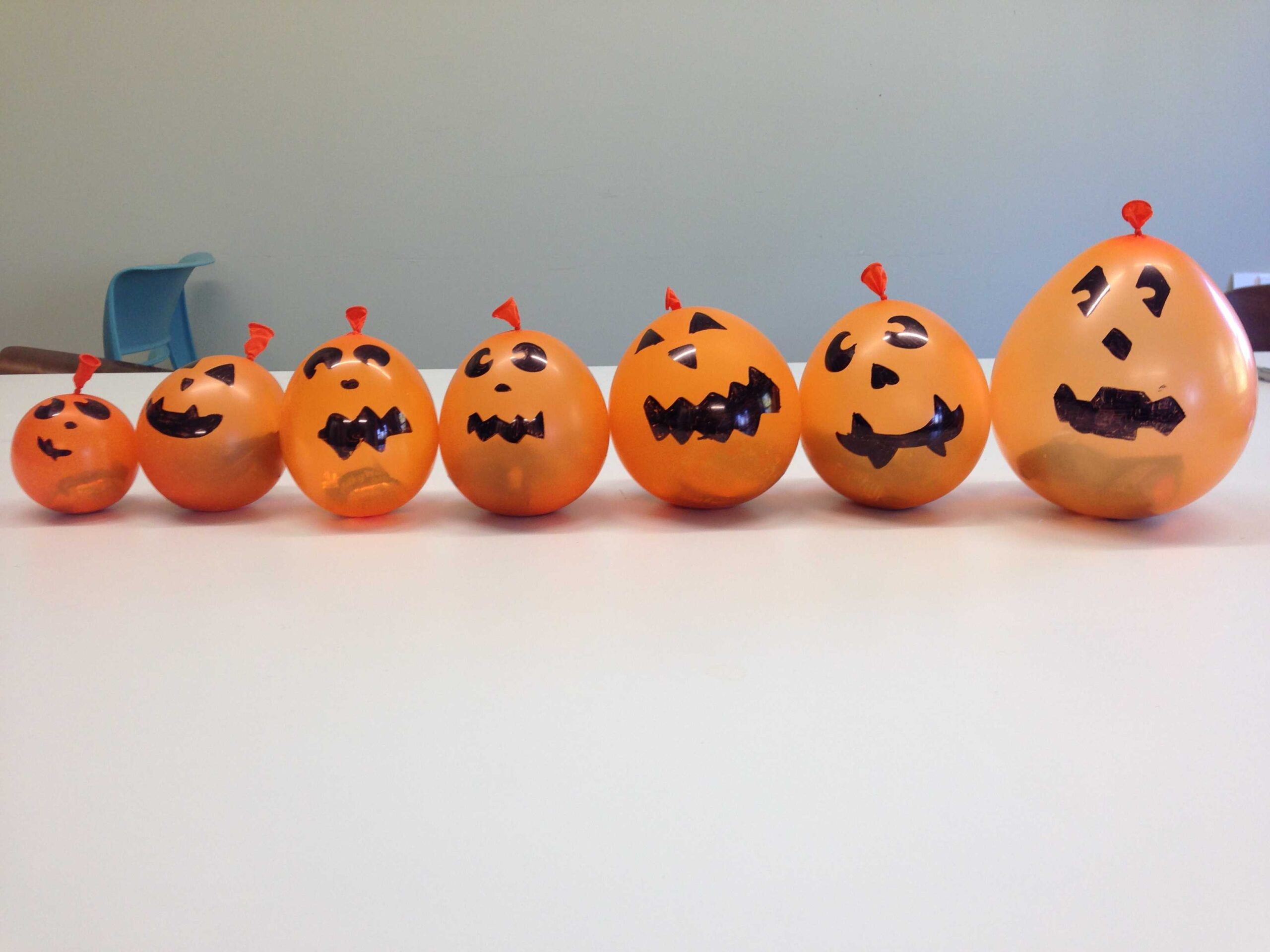 Jack-O’-Lantern Balloon Faces