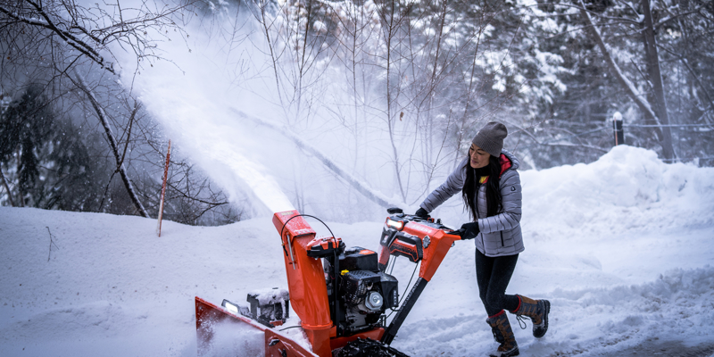 What Is the Average Life of a Large Snowblower?