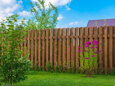 The Best Way to Build a Strong, Long-Lasting Fence in 2025